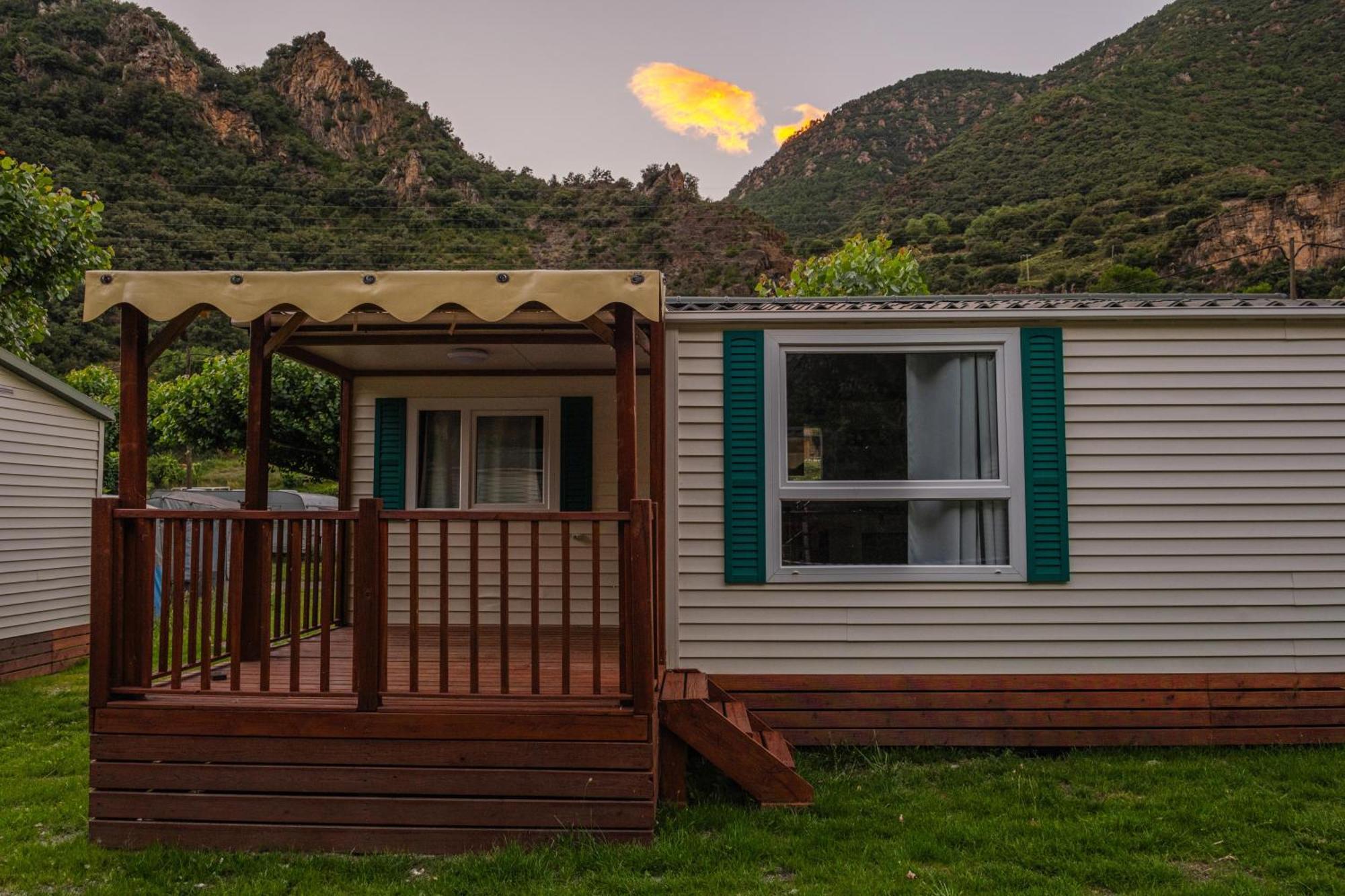 Frontera Bungalow Park Farga de Moles Exterior photo