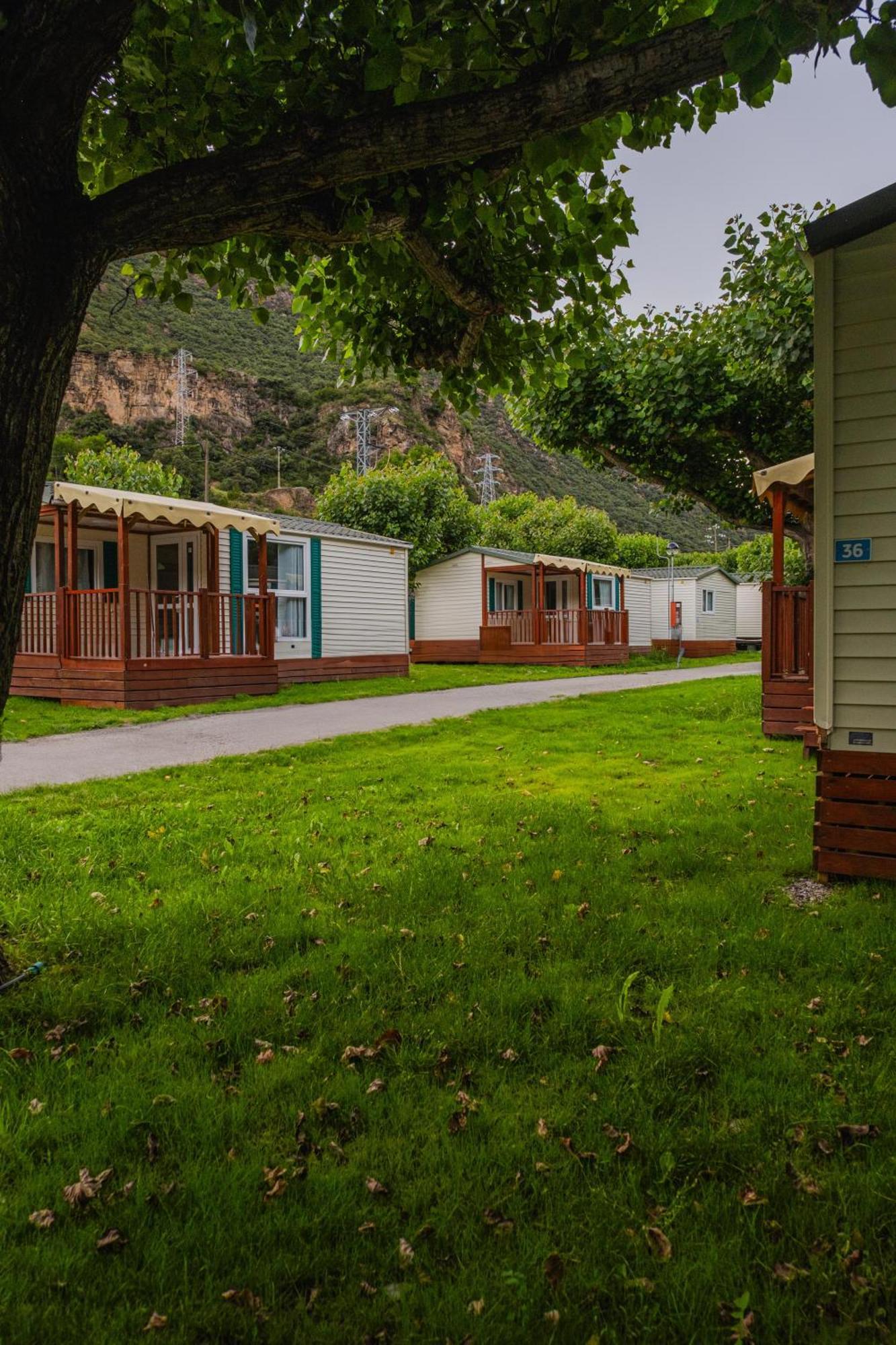 Frontera Bungalow Park Farga de Moles Exterior photo